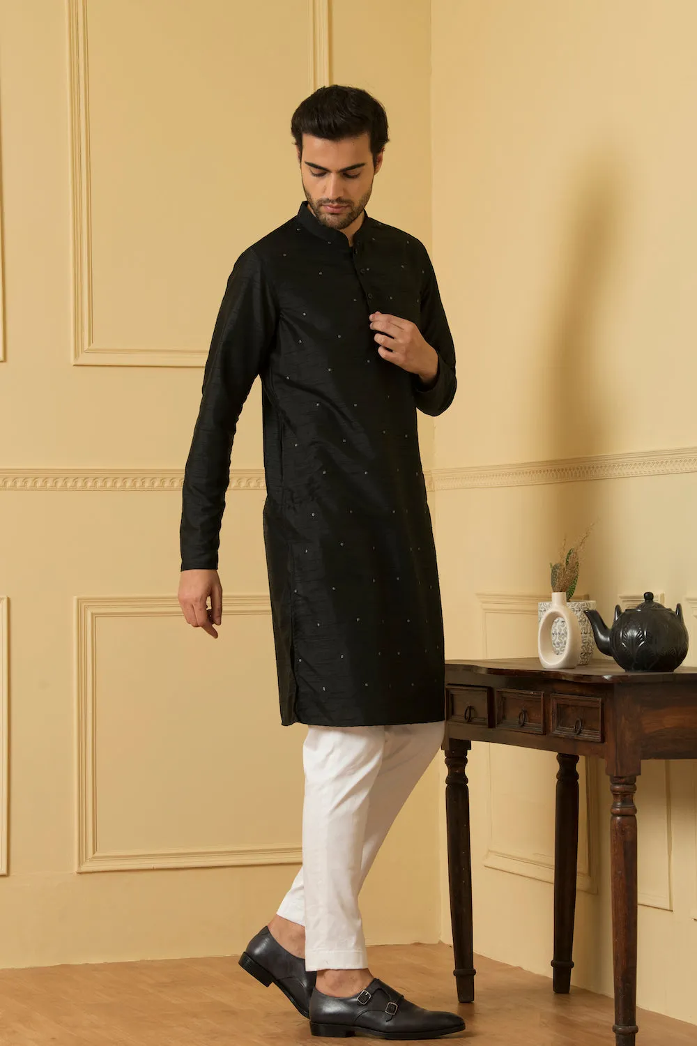Men's Black Dot Embroidered Kurta - Hilo Design