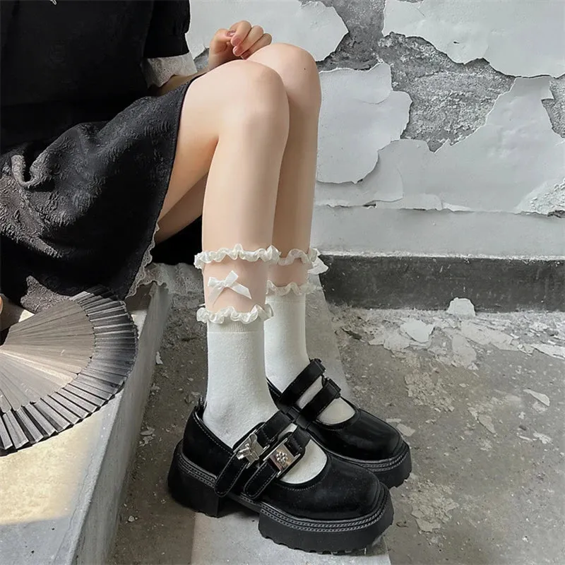 Ruffle Lace Short Socks