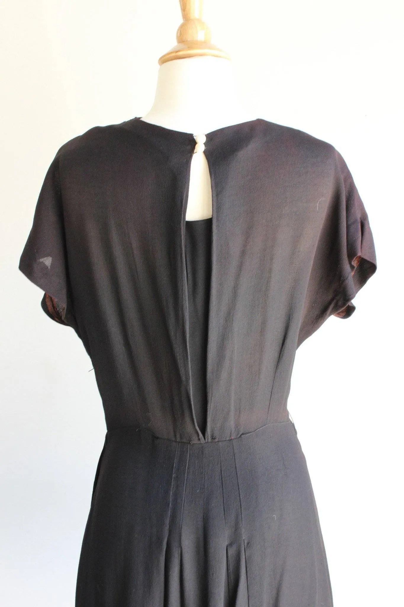Vintage 1930s 1940s Black Rayon Crepe Little Black Dress with Keyhole Back
