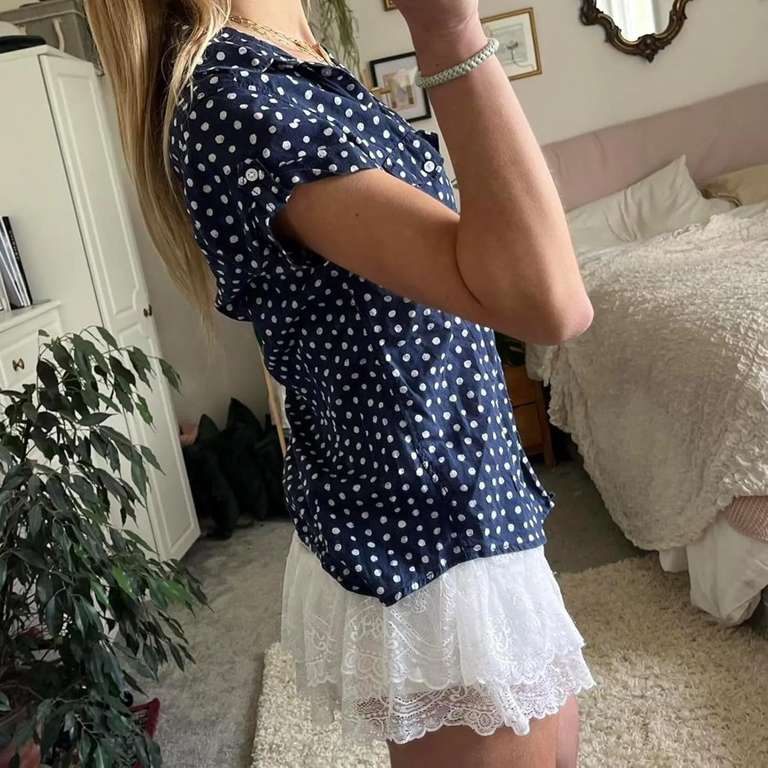 Women Y2k Short Sleeve Button Down Shirts Coquette V Neck Collared Crop Tops Vintage Slim Fit Going Out Blouse